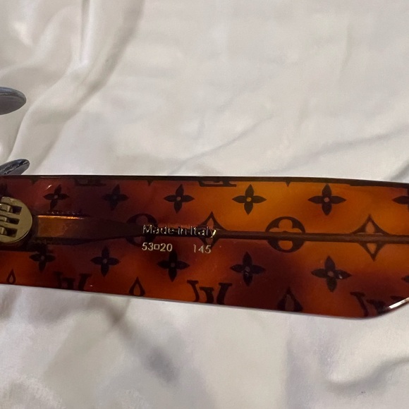 Louis Vuitton Blade Square Sunglasses - Picture 6 of 16